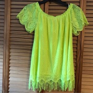 Lilly Pulitzer Neon Yellow Lace Fringe off the shoulder Blouse EUC